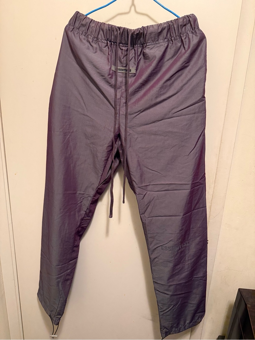 ESSENTIALS Men’s iridescent Elastic Waist Joggers
